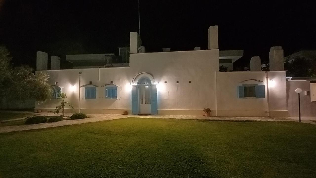 Villino Tronchetto Bianco Bed & Breakfast Mola di Bari Eksteriør bilde