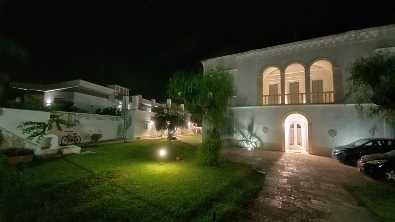 Villino Tronchetto Bianco Bed & Breakfast Mola di Bari Eksteriør bilde