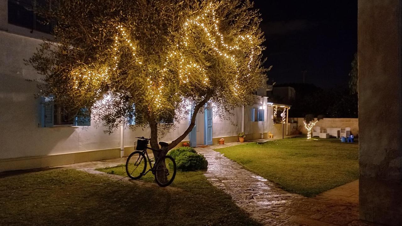 Villino Tronchetto Bianco Bed & Breakfast Mola di Bari Eksteriør bilde