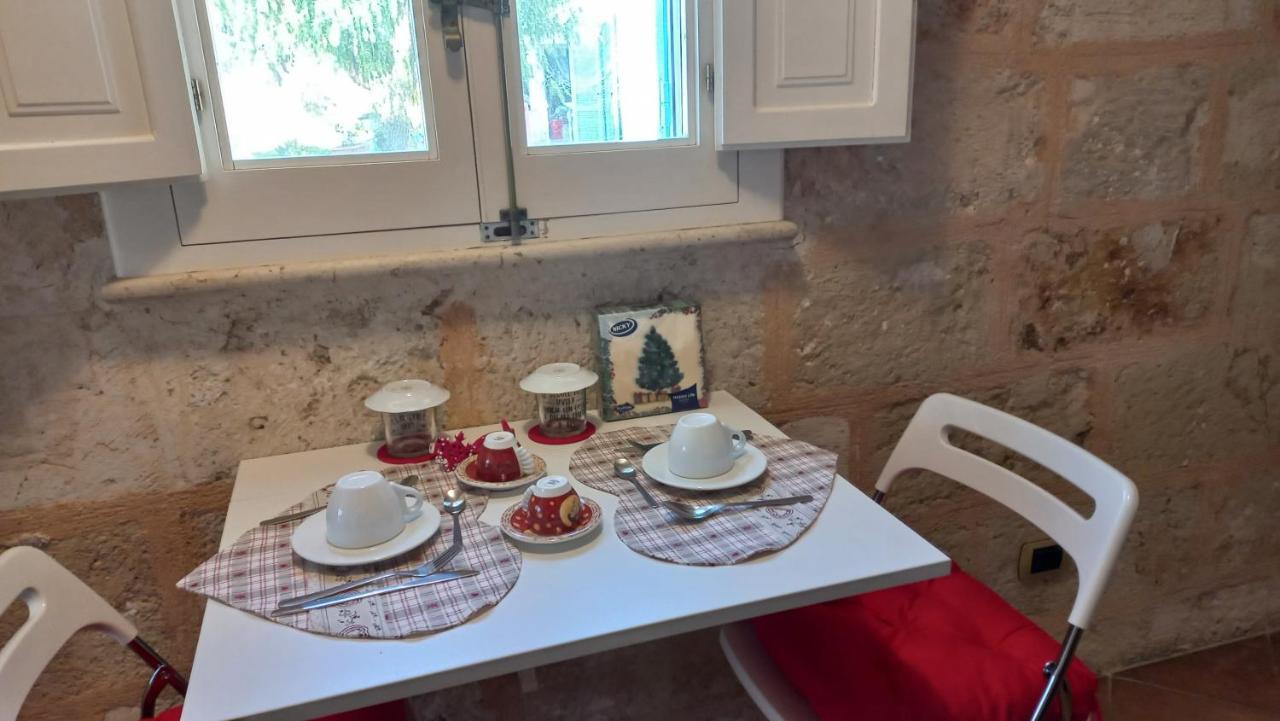 Villino Tronchetto Bianco Bed & Breakfast Mola di Bari Eksteriør bilde