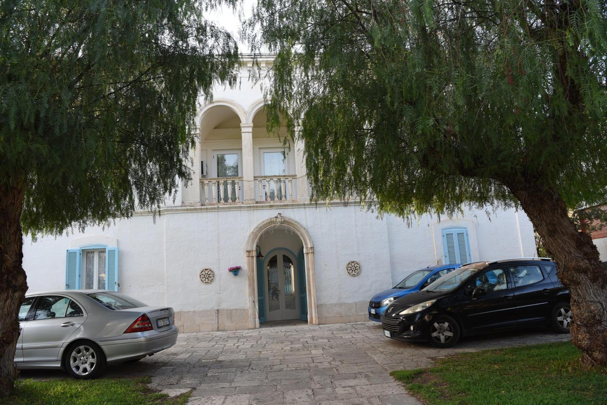 Villino Tronchetto Bianco Bed & Breakfast Mola di Bari Eksteriør bilde